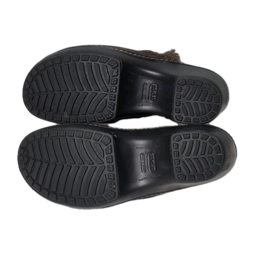 Crocs Cobbler Eva  Womens Size 6 Clogs Brown Suede Faux Fur Wedge Heel Mule - Picture 5 of 6